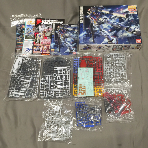 MG 1/100 RX-78-2 ガンダム Ver.3.0